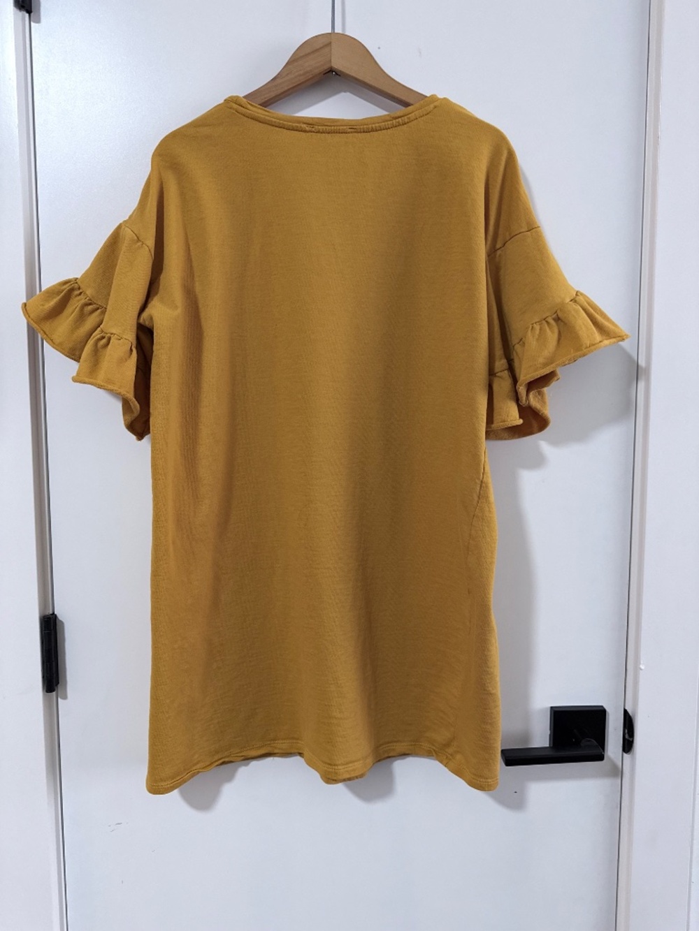 Zara TRF collection, mustard yellow short-sleeve top. - Picture 2 of 5
